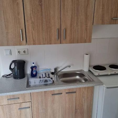 Ferienwohnung/Monteurwohnung Alte Garage Ahnatal Ngoại thất bức ảnh